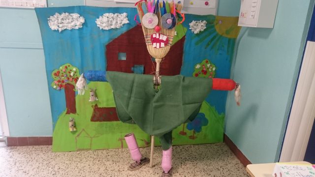 L&rsquo;épouvantail du C.L.A.E Maternelle G.Hyon